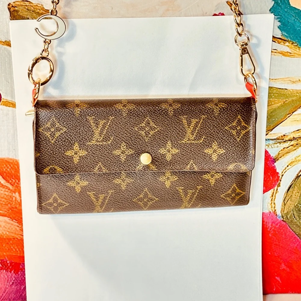 Sold out Monogram The Sarah long wallet with Gold Chain. - Picture 5 of 14